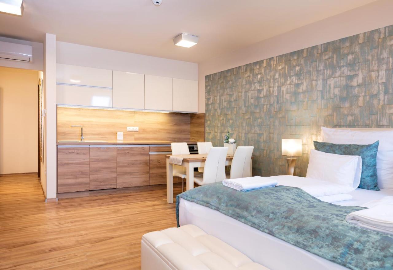 Foter Rezidencia 2 Aparthotel Gyor Luaran gambar