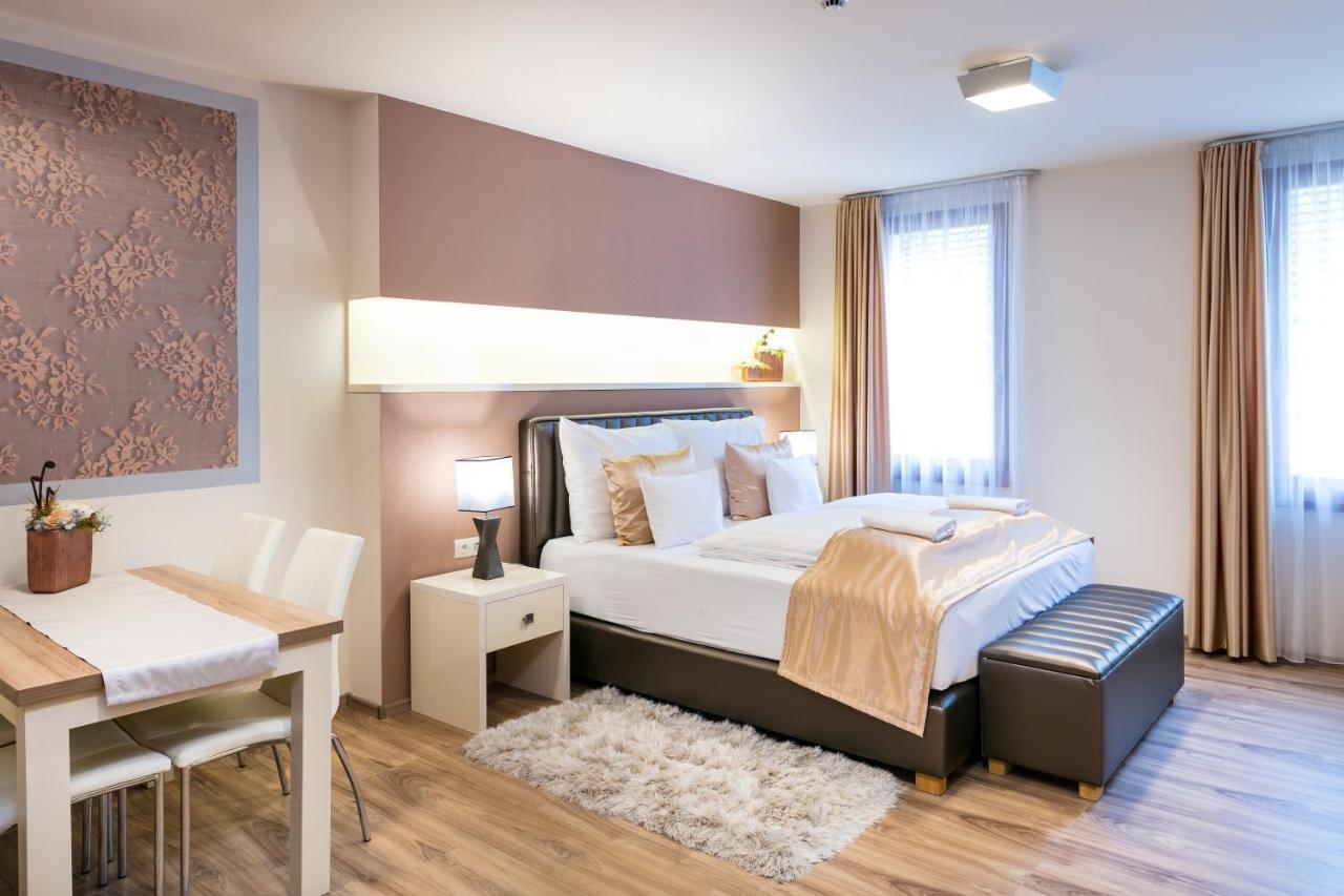 Foter Rezidencia 2 Aparthotel Gyor Luaran gambar