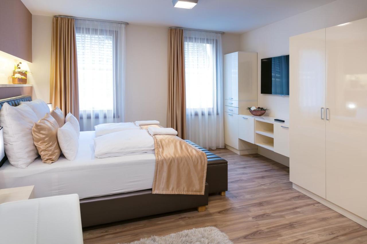 Foter Rezidencia 2 Aparthotel Gyor Luaran gambar